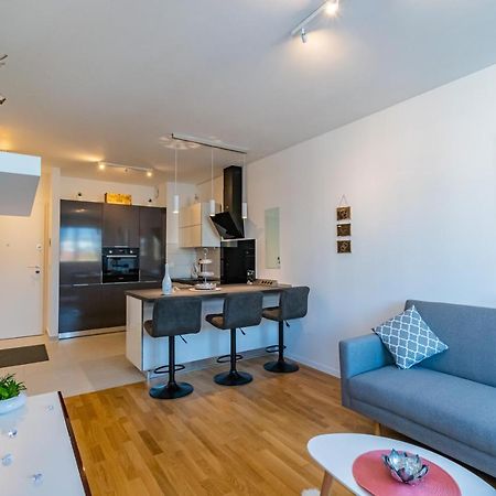 Апартаменты Flexible Selfcheckins 25 - Zagreb - Garage - Loggia - New - Luxury Экстерьер фото