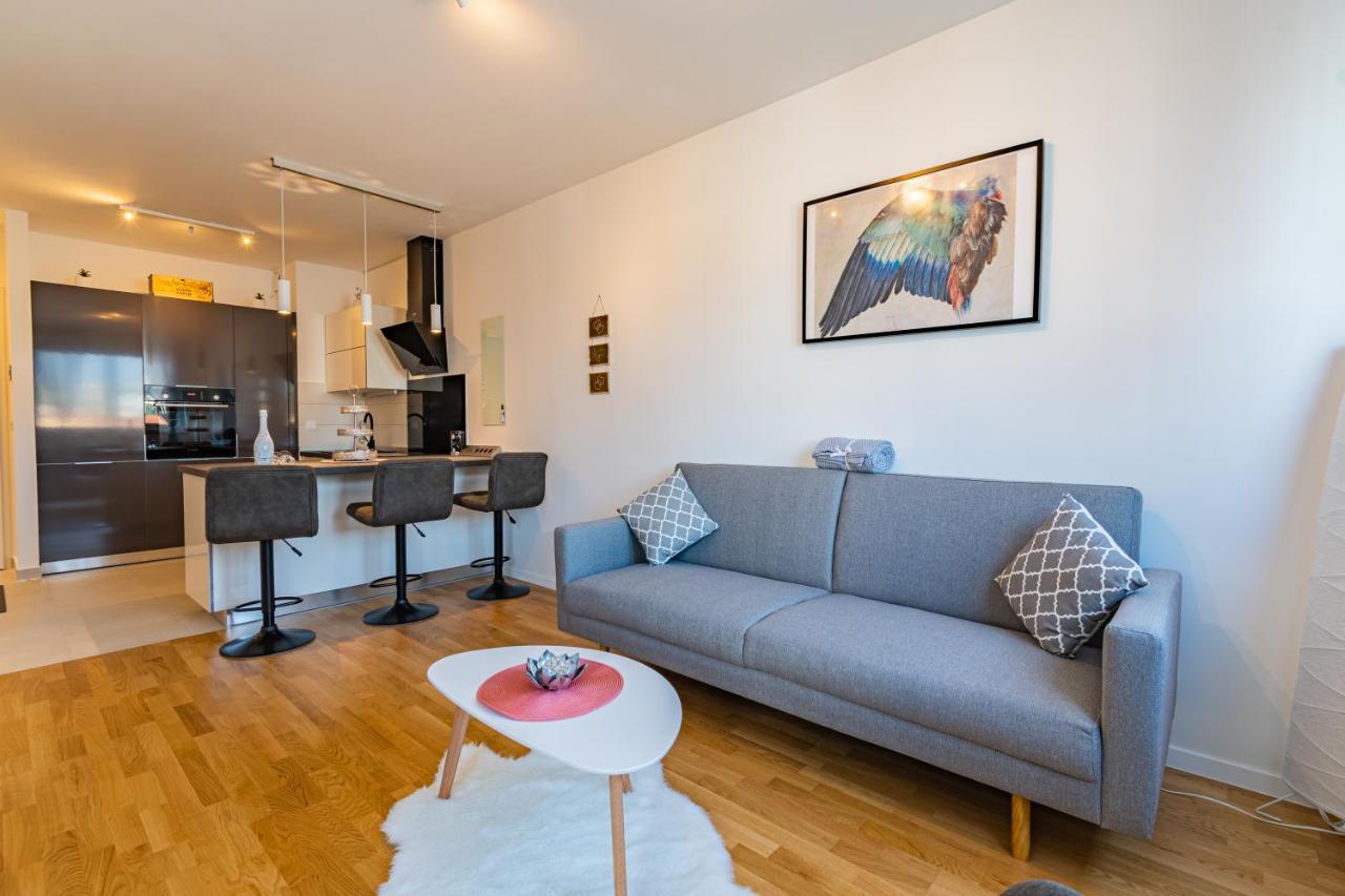 Апартаменты Flexible Selfcheckins 25 - Zagreb - Garage - Loggia - New - Luxury Экстерьер фото